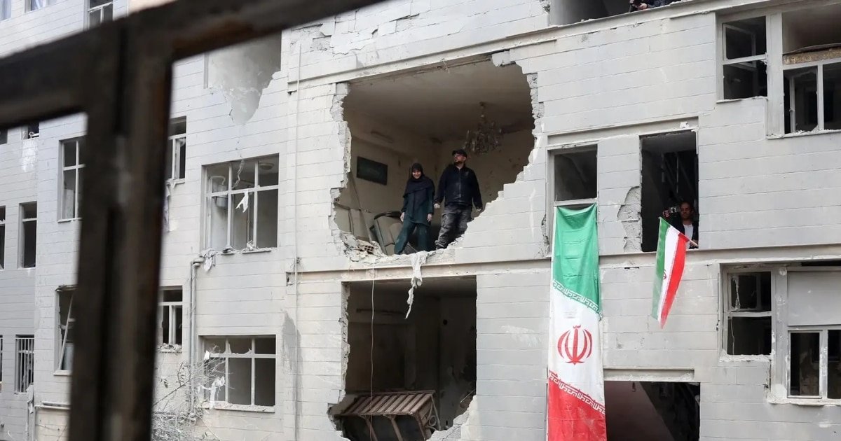 From Decapitation to Deadlock How the Iran–Israel War Shifted From Shock Strikes to Global Crisis From Decapitation to Deadlock How the Iran–Israel War Shifted From Shock Strikes to Global Crisis
