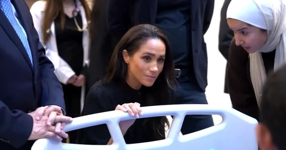 Harry and Meghan Meet Gaza Evacuees in Jordan Harry and Meghan Meet Gaza Evacuees in Jordan