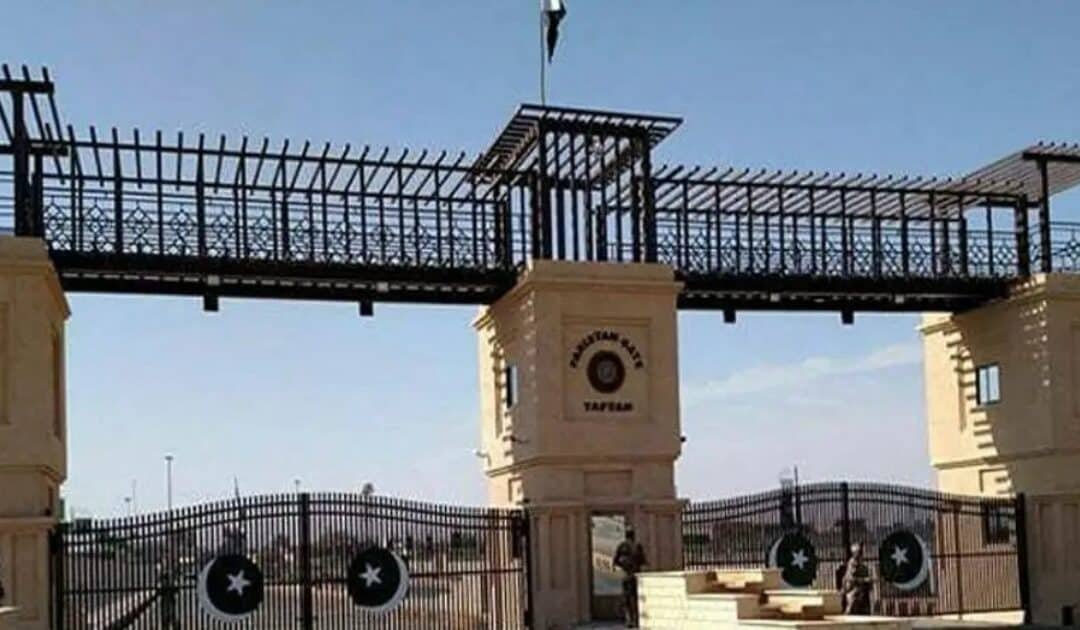 Hundreds of Pakistani Nationals Cross Taftan Border Amid U.S.-Israeli Missile Strikes
