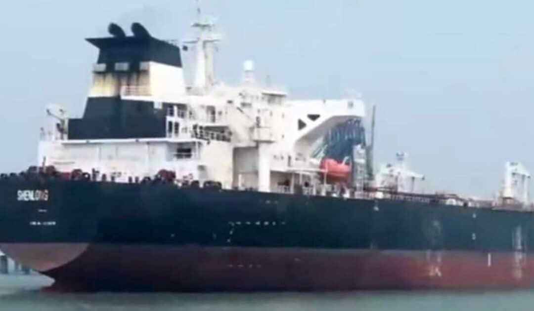 India Seeks Safe Oil Routes as Tankers Pass Through Strait of Hormuz
