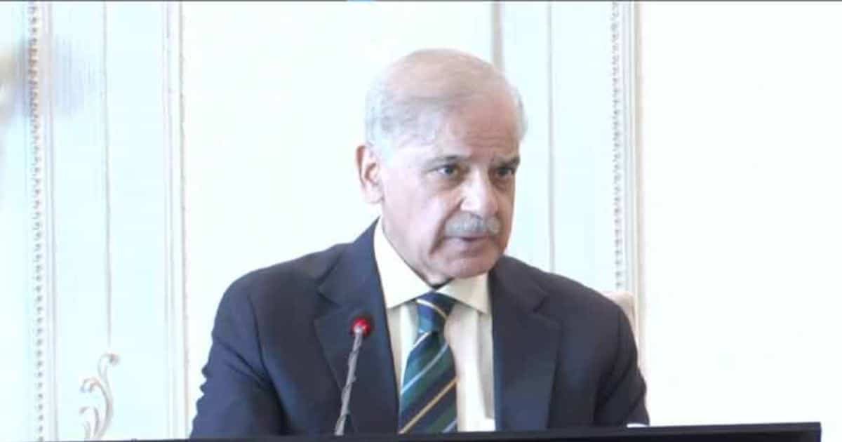 PM Shehbaz Orders Crackdown on Oil Hoarders Amid Regional Conflict PM Shehbaz Orders Crackdown on Oil Hoarders Amid Regional Conflict