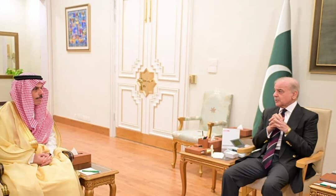 PM Shehbaz Reaffirms Unwavering Solidarity with Saudi Arabia