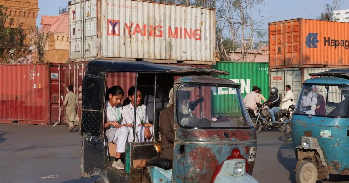 Pakistan Schools Move Online as Oil Crisis Forces Emergency Fuel-Saving Measures Pakistan Schools Move Online as Oil Crisis Forces Emergency Fuel-Saving Measures