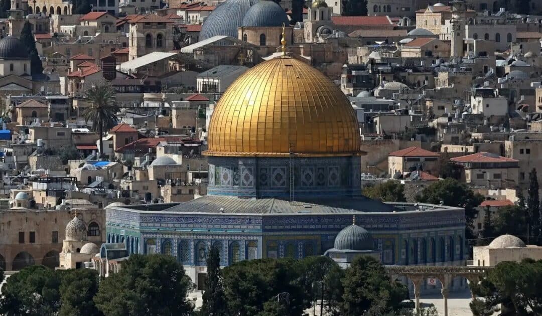 Pakistan and Seven Muslim Nations Jointly Condemn Israeli Restrictions on Al-Aqsa Mosque