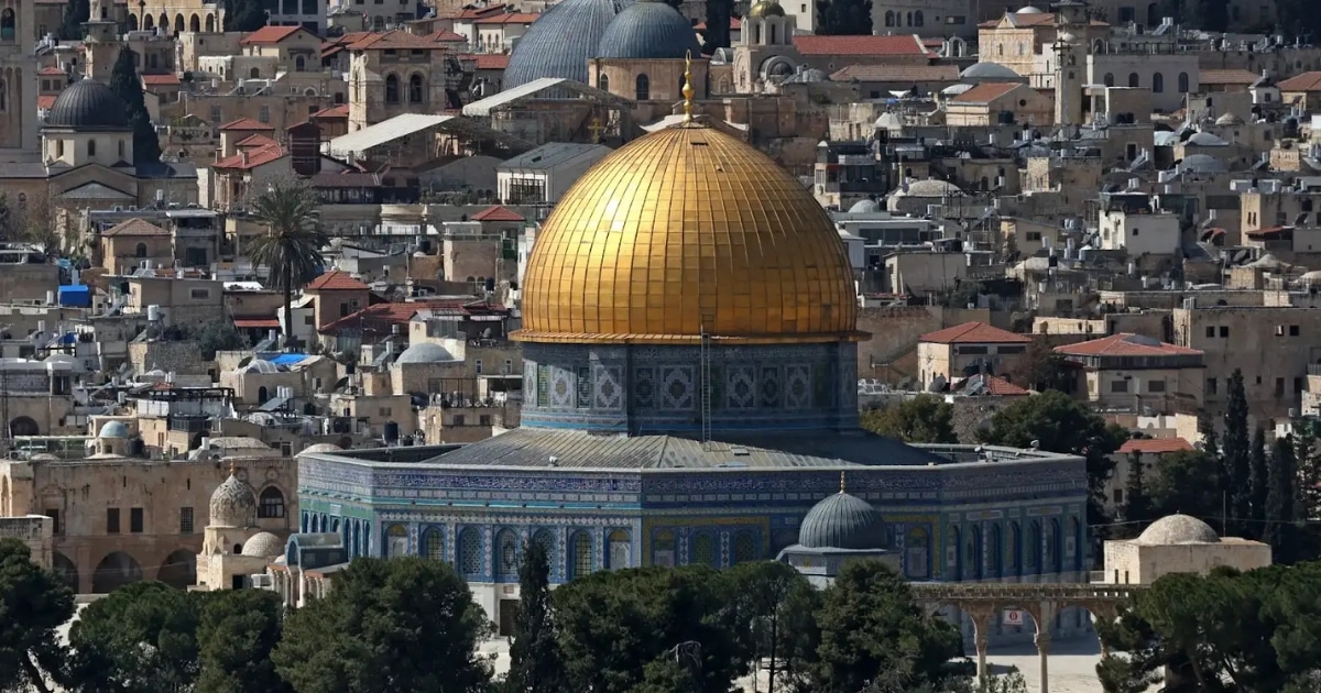 Pakistan and Seven Muslim Nations Jointly Condemn Israeli Restrictions on Al-Aqsa Mosque Pakistan and Seven Muslim Nations Jointly Condemn Israeli Restrictions on Al-Aqsa Mosque