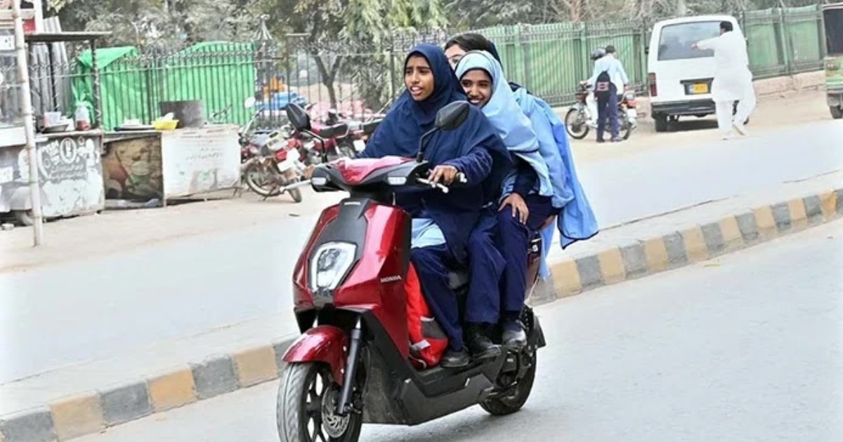 Punjab Proposes Extended School Holidays and Fuel Rationing Punjab Proposes Extended School Holidays and Fuel Rationing