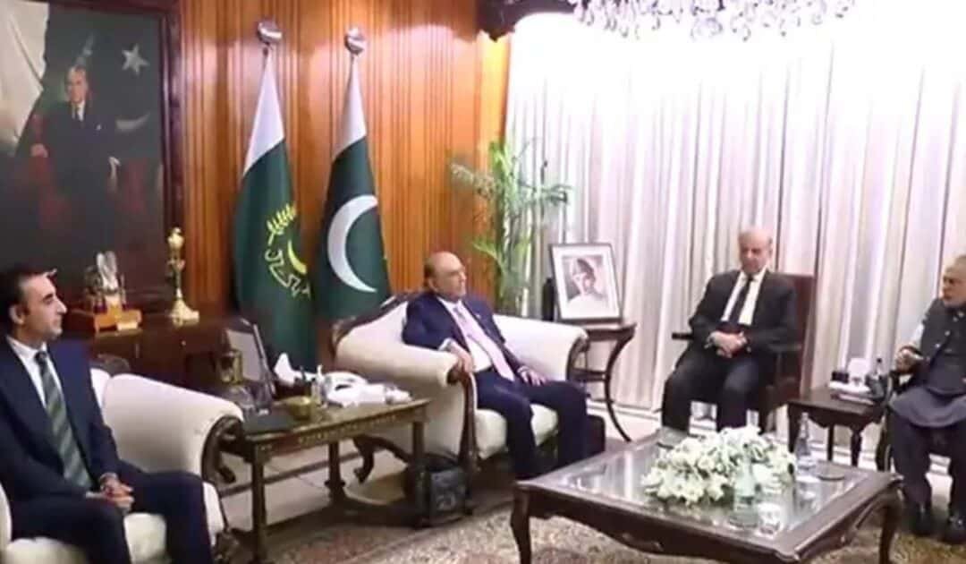 Zardari and Sharif Review Regional Crisis and National Security Strategy