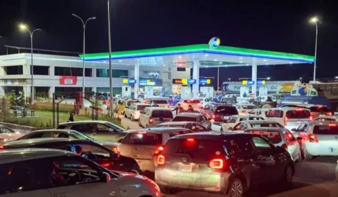 IMF Urges Pakistan to Correct Petroleum Pricing Distortions Despite Subsidy Pressures