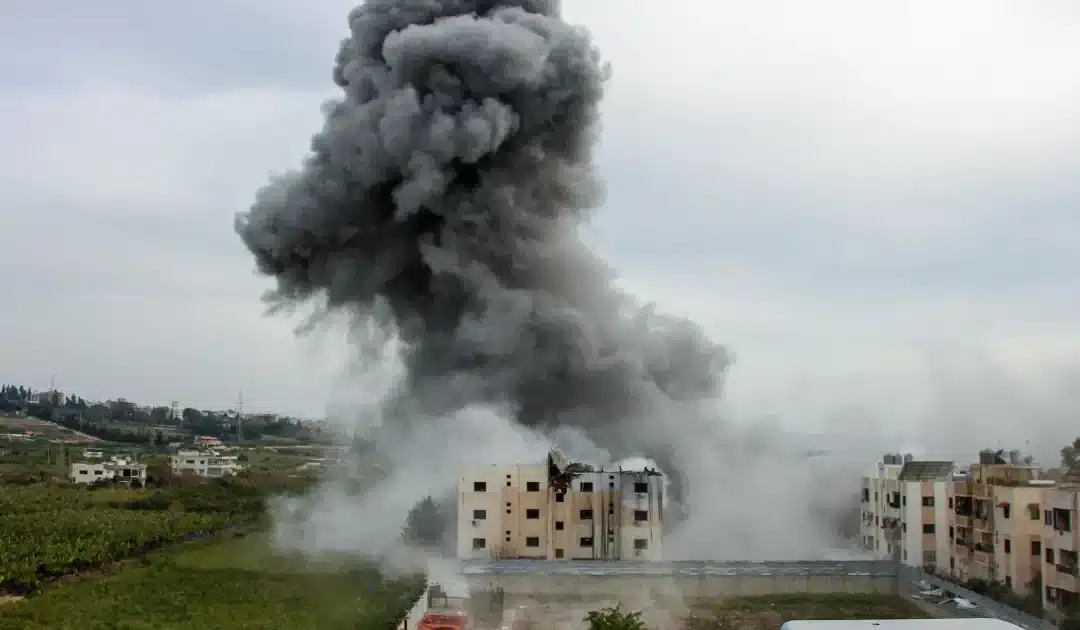 Israeli Strikes Kill Paramedics in Southern Lebanon Amid Ceasefire Efforts