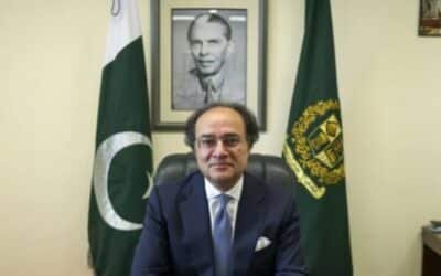 Pakistan Seeks Support Amid Global Energy Crisis at World Bank-IMF Meetings