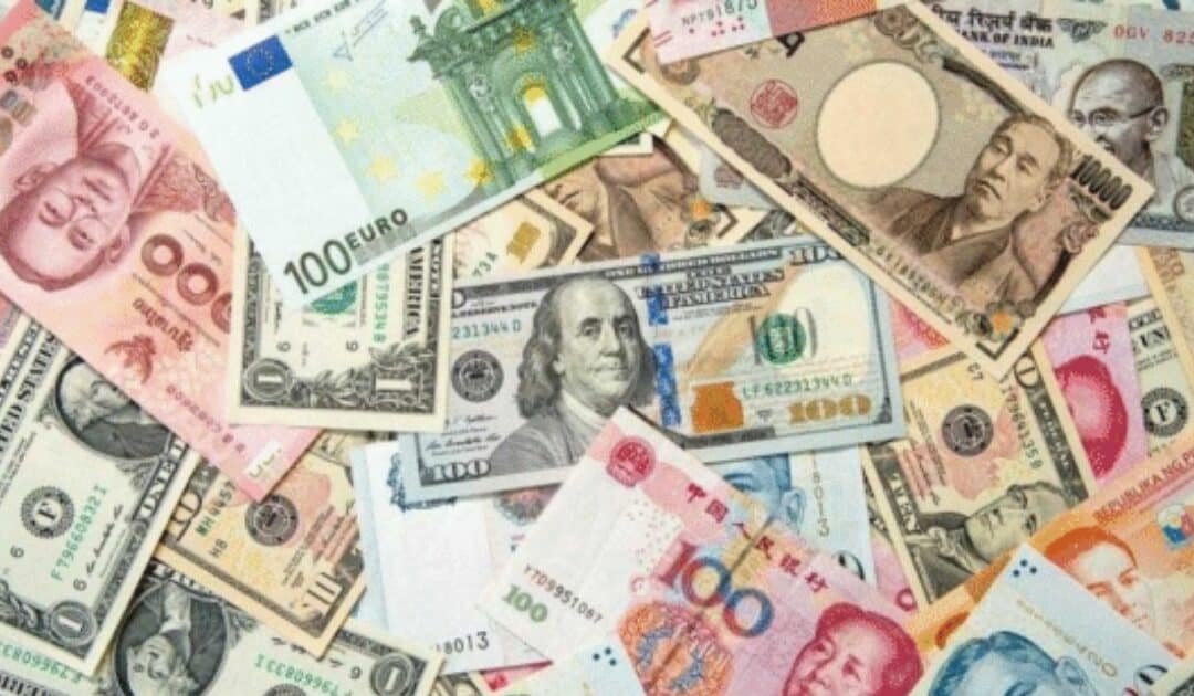 Pakistan Targets Currency Swap Deals to Reduce U.S. Dollar Reliance
