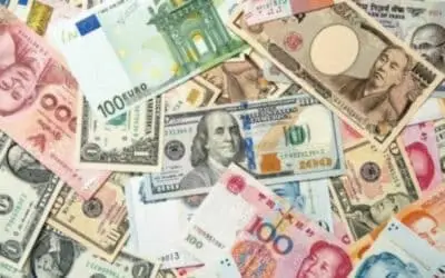 Pakistan Targets Currency Swap Deals to Reduce U.S. Dollar Reliance