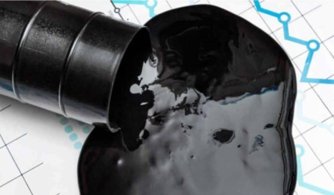 Pakistan’s Weekly Oil Import Bill Skyrockets to $800 million