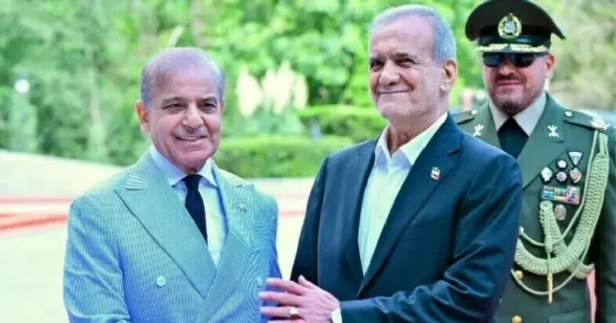 Prime Minister Shehbaz Sharif Held a 45-Minute Conversation with Iranian President Masoud Pezeshkian Prime Minister Shehbaz Sharif Held a 45-Minute Conversation with Iranian President Masoud Pezeshkian