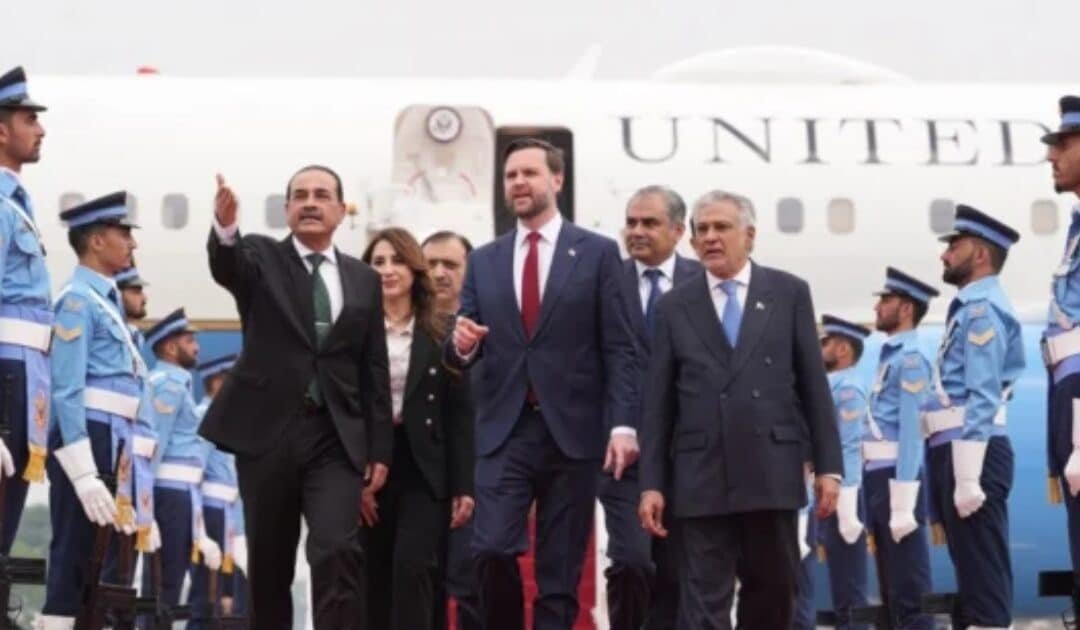 U.S. and Iran Delegations Arrive in Islamabad for Talks Amid Ceasefire