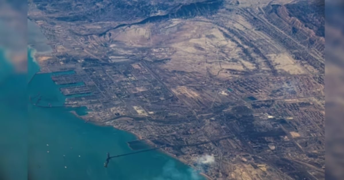 UAE Pushes for Secure Strait of Hormuz in Any US-Iran Deal UAE Pushes for Secure Strait of Hormuz in Any US-Iran Deal
