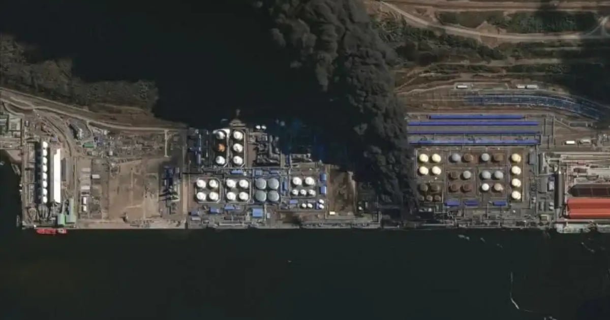 Ukraine Strikes Cripple Russian Baltic Oil Exports Amid Global Energy Crisis Ukraine Strikes Cripple Russian Baltic Oil Exports Amid Global Energy Crisis
