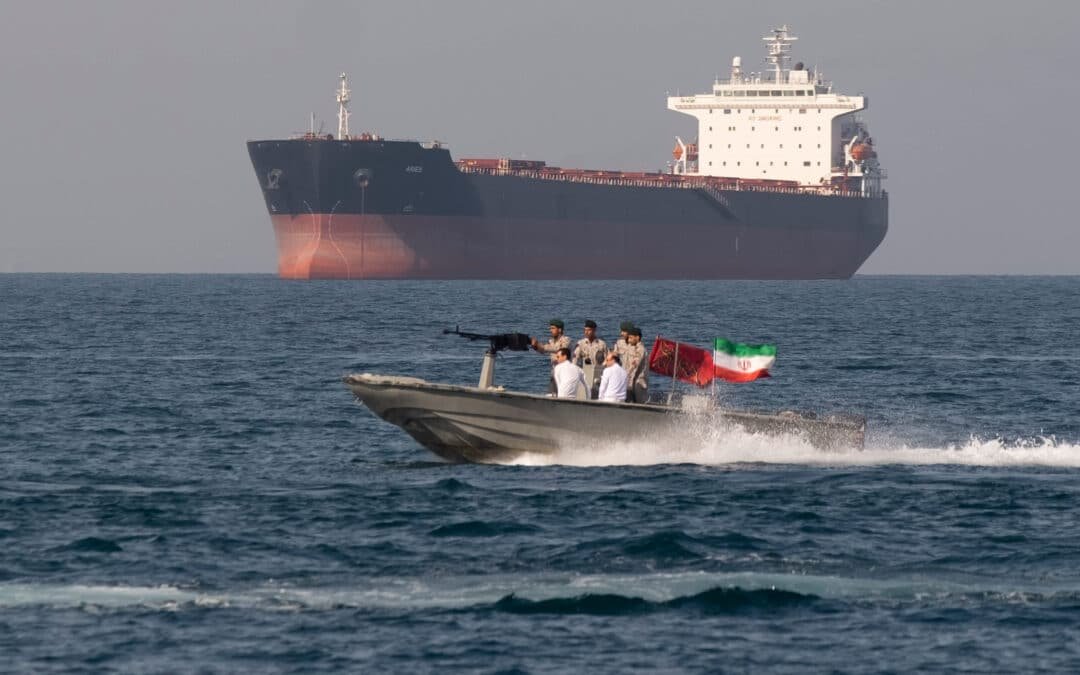 Chinese Ships Traverse Strait of Hormuz