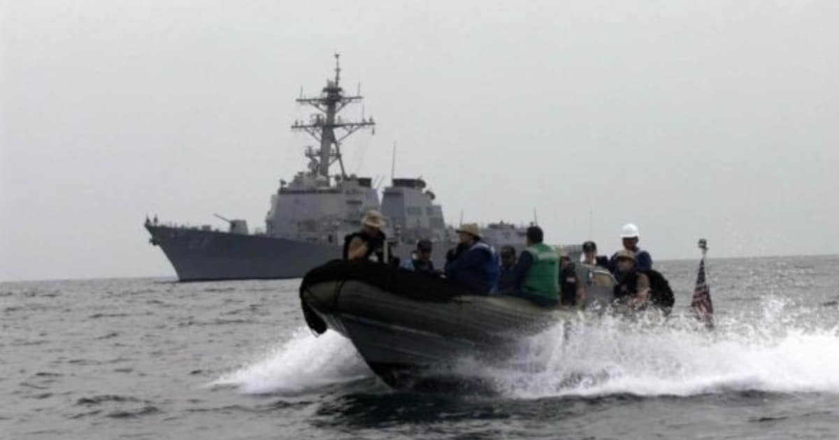 Pakistan Navy and PMSA Launch Humanitarian Mission to Aid Stranded Sailors Pakistan Navy and PMSA Launch Humanitarian Mission to Aid Stranded Sailors