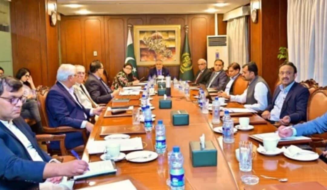 Petroleum Ministry Ensures Pakistan Maintains Stable Fuel Stocks Until Late June