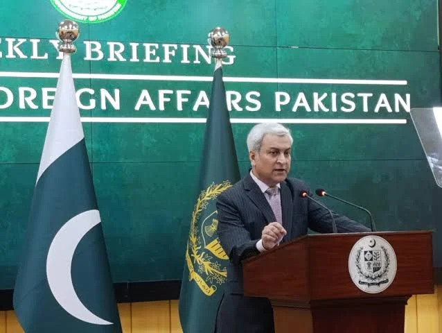Pakistan Warns India, Blocking Water Supplies Will Be an Act of War Pakistan Warns India, Blocking Water Supplies Will Be an "Act of War"