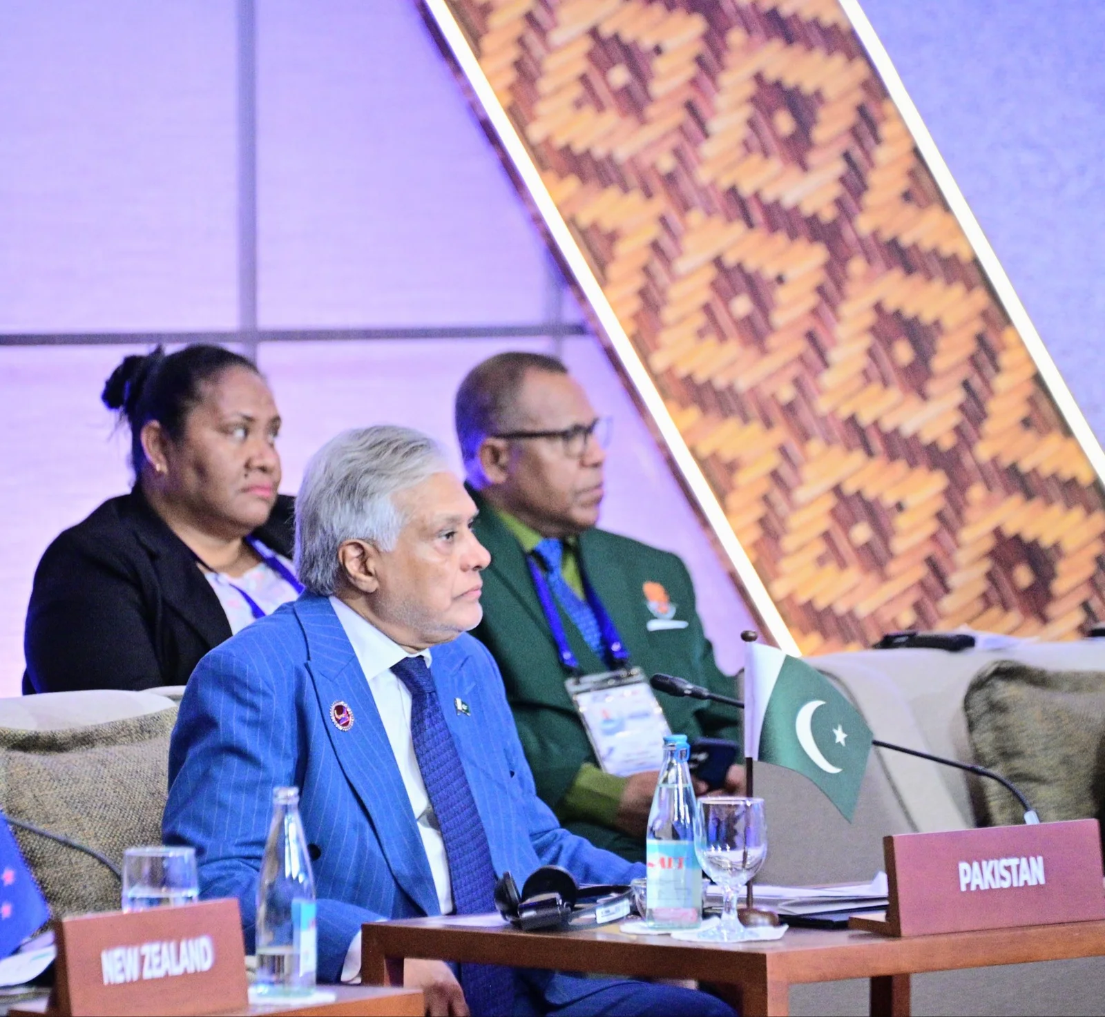 Ishaq Dar Outlines Security Challenges at 33rd ASEAN Regional Forum Ishaq Dar Outlines Security Challenges at 33rd ASEAN Regional Forum