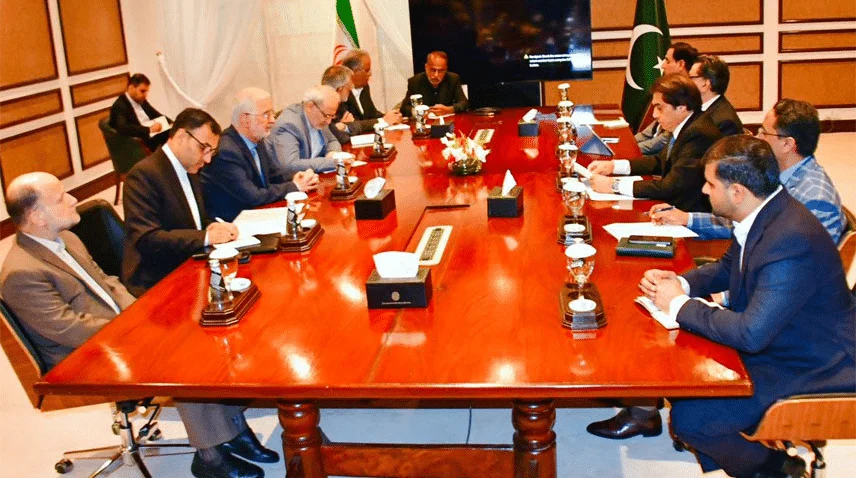 Kuwait Signs Defense Cooperation Agreement with Pakistan