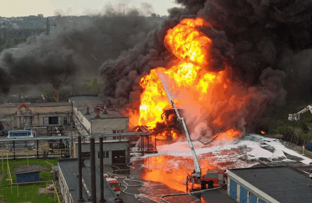 War of Attrition: Refinery Attrition and Air Barrages Deepen the Russia-Ukraine Conflict