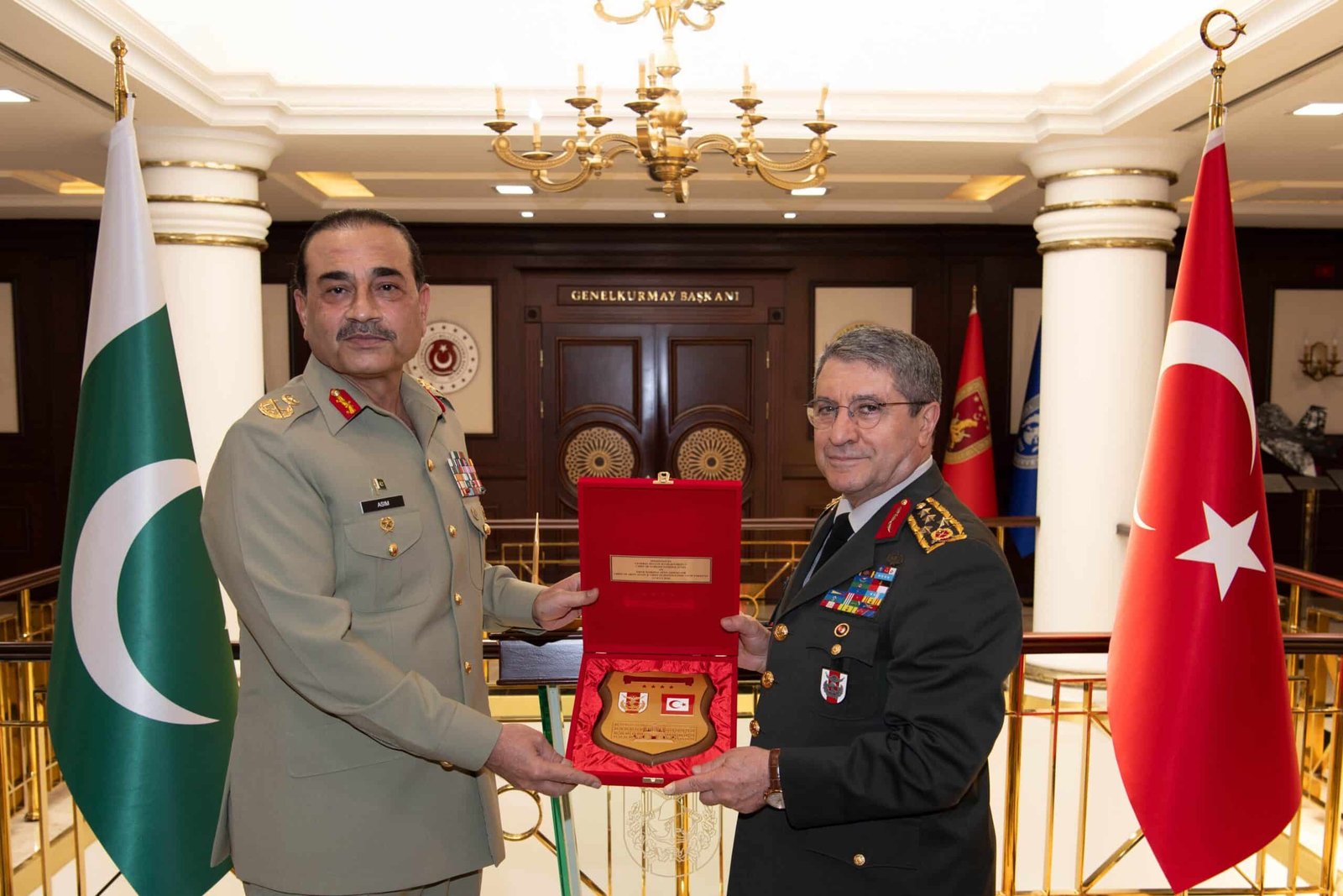 Field Marshal Asim Munir Conferred with Turkiye’s Distinguished Medal in Ankara Field Marshal Asim Munir Conferred with Turkiye’s Distinguished Medal in Ankara