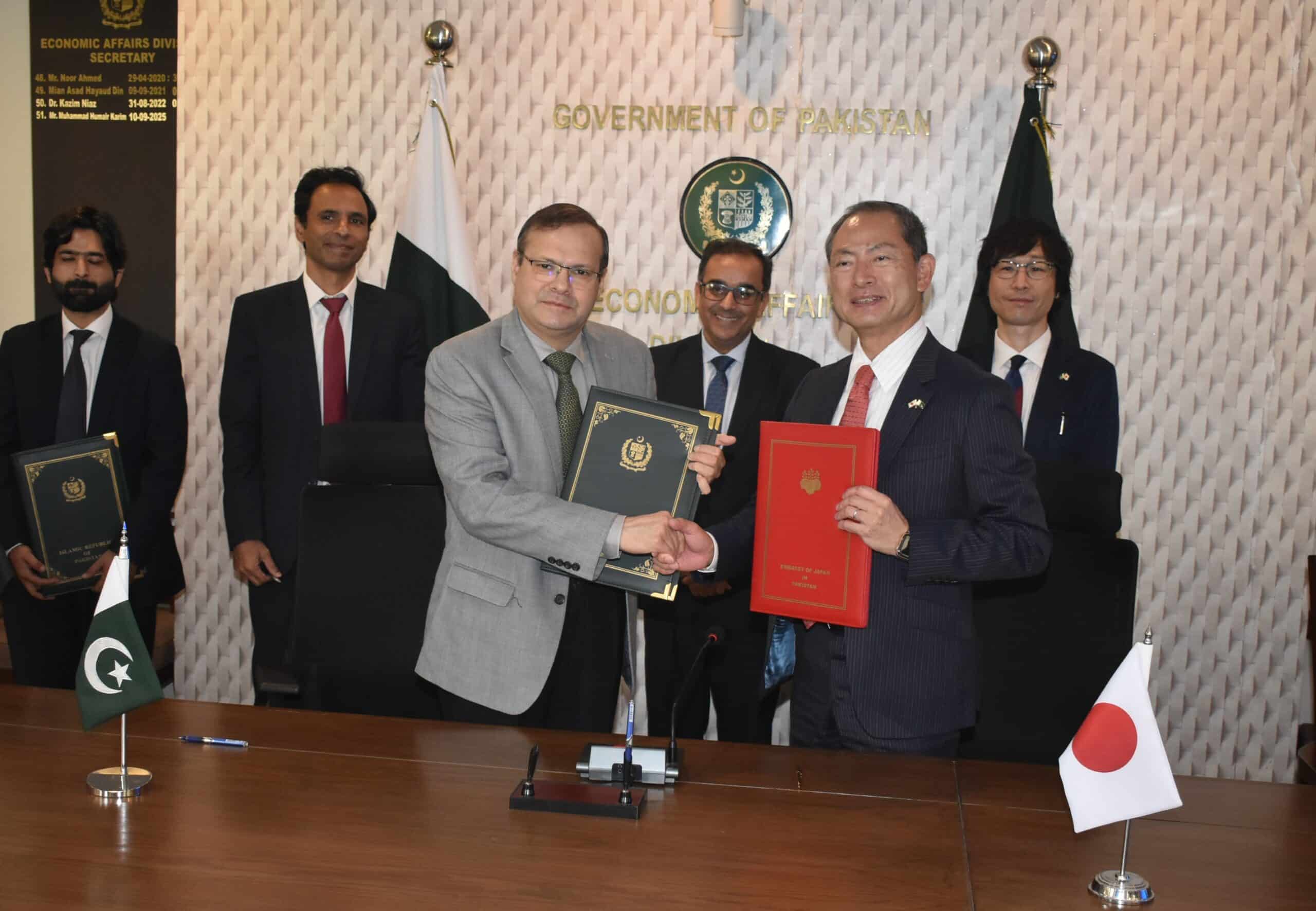 Pakistan, Japan Sign Agreement to Strengthen Civil Service Development Pakistan, Japan Sign Agreement to Strengthen Civil Service Development
