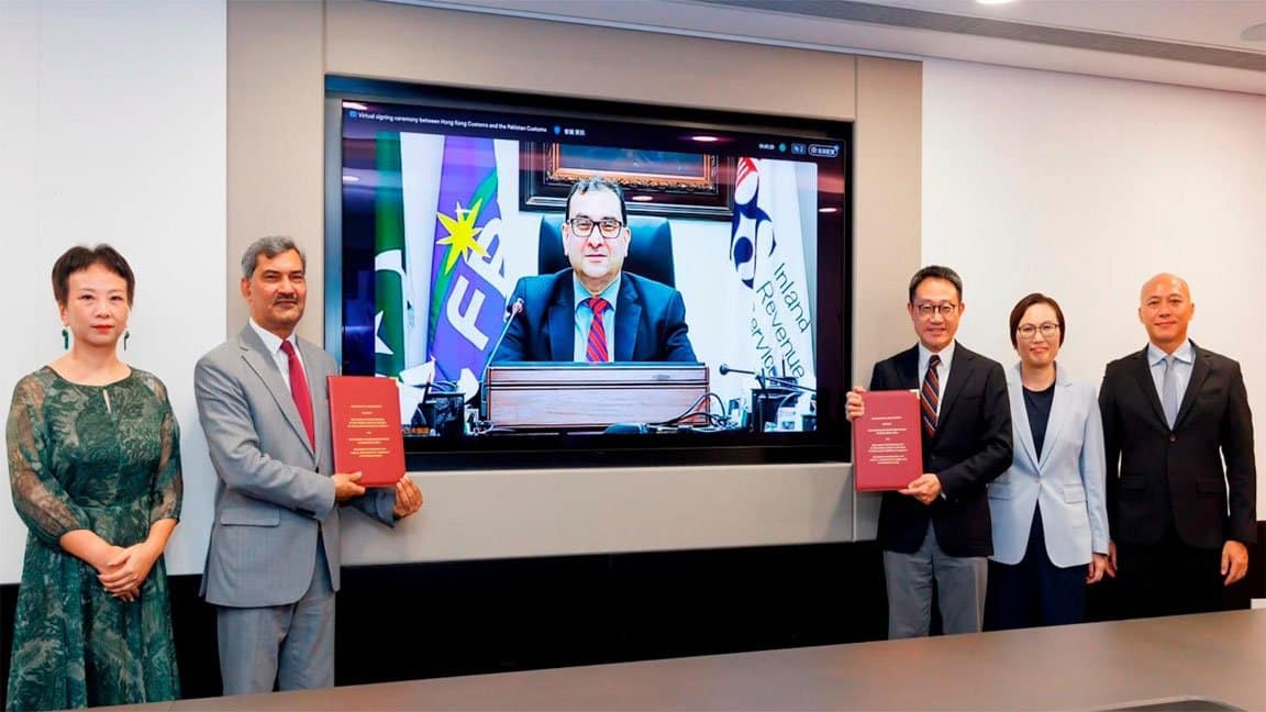 Pakistan and Hong Kong Customs Sign Custom Accord