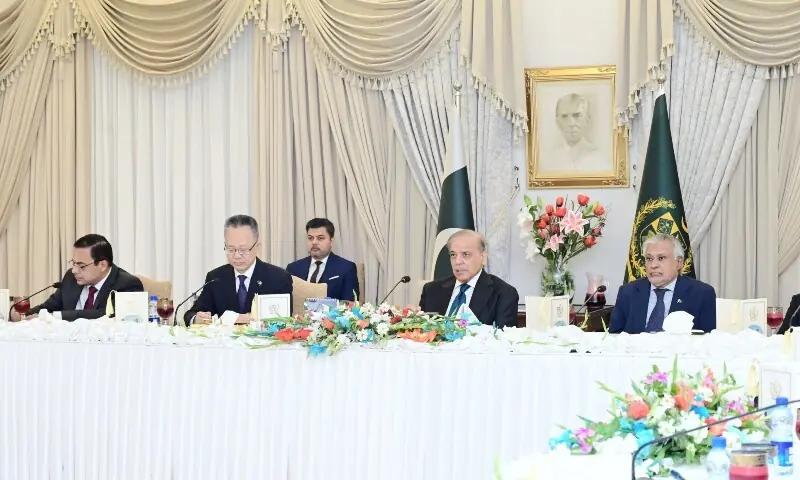 Pakistan, ADB Discuss Early Groundbreaking of $10bn ML-1 Project